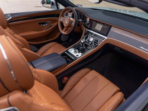Certified 2023 Bentley Continental GT Azure AWD/4WD image 2