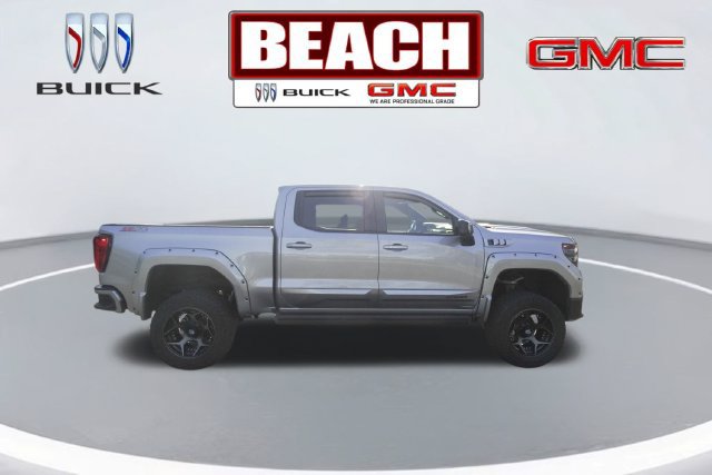 Used 2023 GMC Sierra 1500 AT4 w/ AT4 Premium Package AWD/4WD image 2