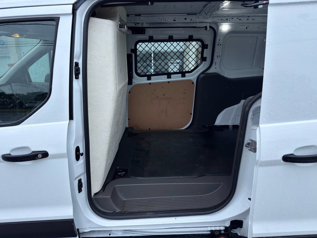 Used 2023 Ford Transit Connect XL FWD image 39