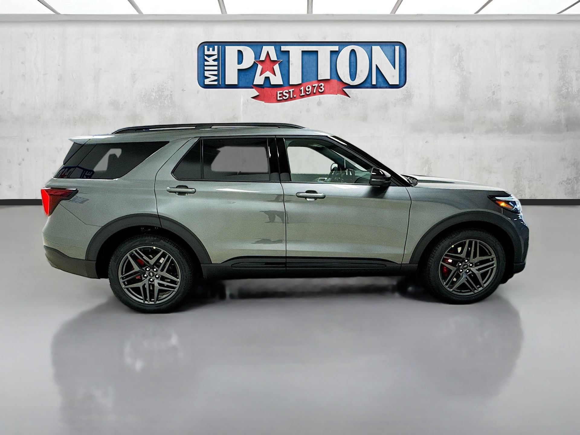 Used 2026 Ford Explorer ST w/ Sun And Sound Package AWD/4WD image 8