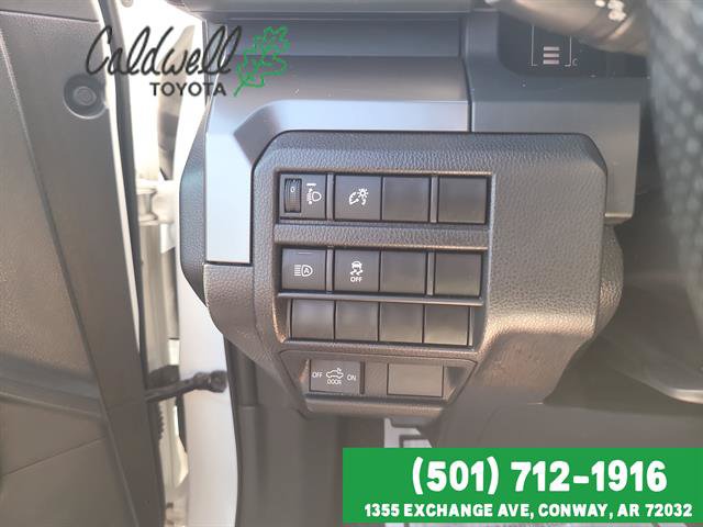 Certified 2025 Toyota Tacoma SR5 AWD/4WD image 17