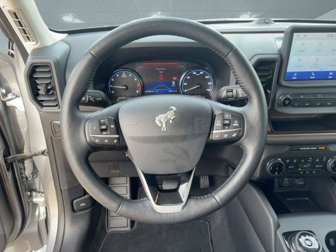 Used 2023 Ford Bronco Sport Outer Banks w/ Tech Package image 16