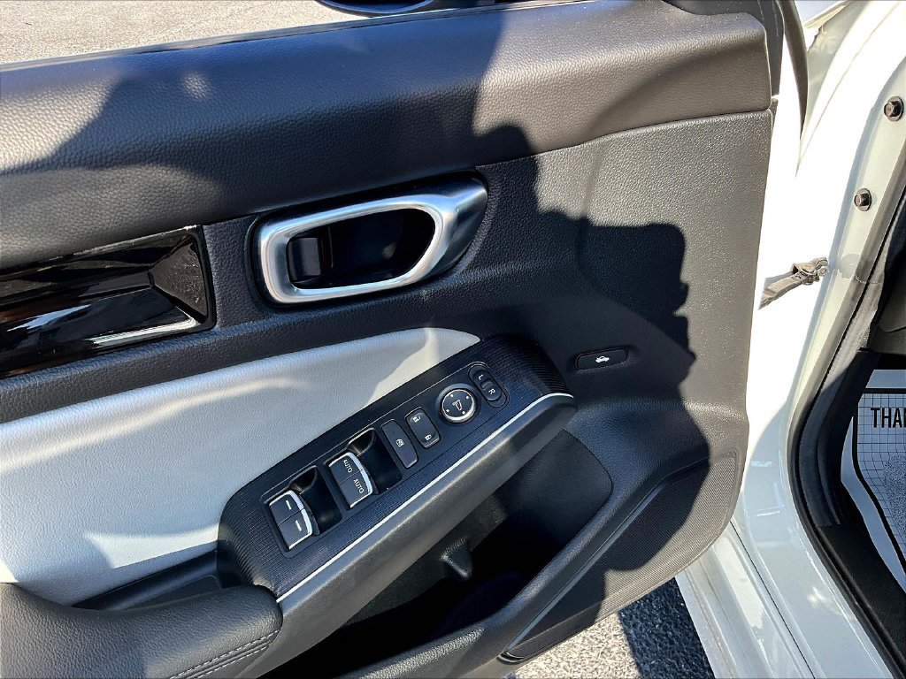 Used 2025 Honda Civic Sport Touring image 17