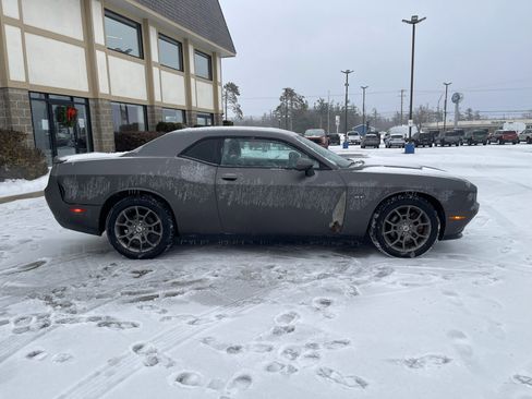 Used 2017 Dodge Challenger GT w/ Driver Convenience Group image 2