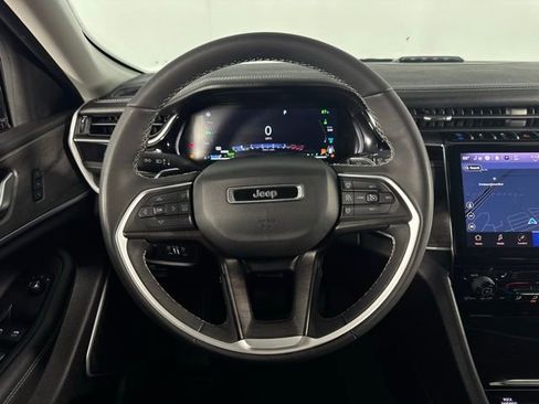 Used 2023 Jeep Grand Cherokee 4WD 4xe image 21