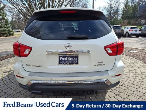 Used 2019 Nissan Pathfinder Platinum image 5