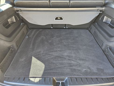 Used 2023 Mercedes-Benz EQB 300 4MATIC image 32