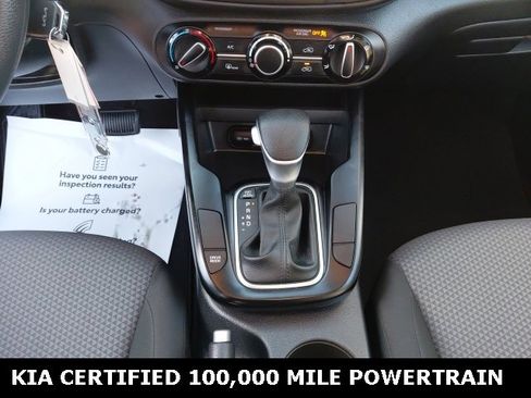 Certified 2025 Kia Soul LX image 13
