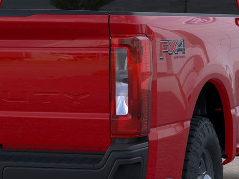New 2026 Ford F250 XL AWD/4WD image 43
