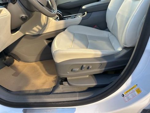 Certified 2024 Cadillac XT6 Premium Luxury image 10