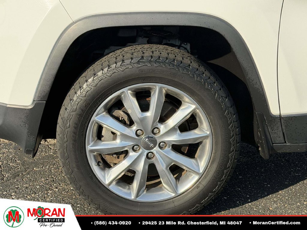 Used 2015 Jeep Cherokee Limited AWD/4WD image 10