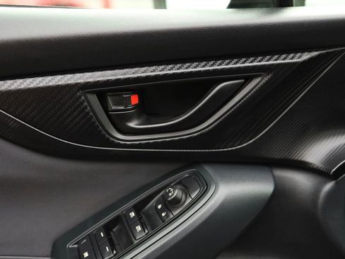 Used 2018 Subaru Crosstrek 2.0i Premium w/ Eyesight System image 10