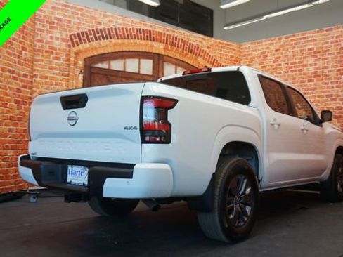 Certified 2025 Nissan Frontier SV w/ SV Convenience Package AWD/4WD image 7