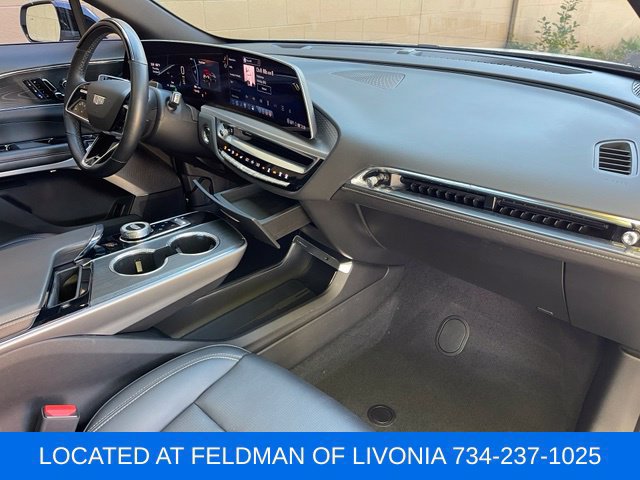 Used 2024 Cadillac Lyriq Sport AWD/4WD image 31