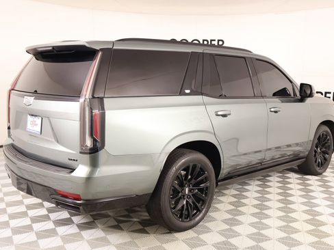 Used 2024 Cadillac Escalade Sport Platinum w/ LPO, ONYX Package AWD/4WD image 23