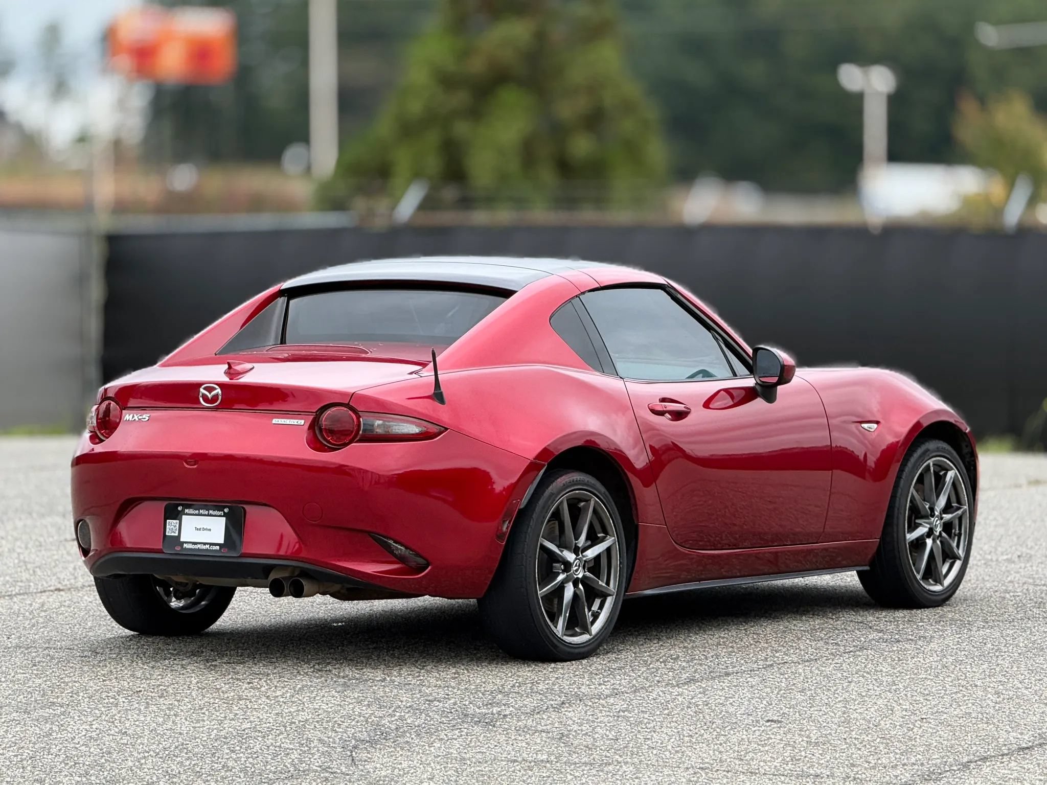 Used 2020 MAZDA MX-5 Miata RF Grand Touring RWD image 8