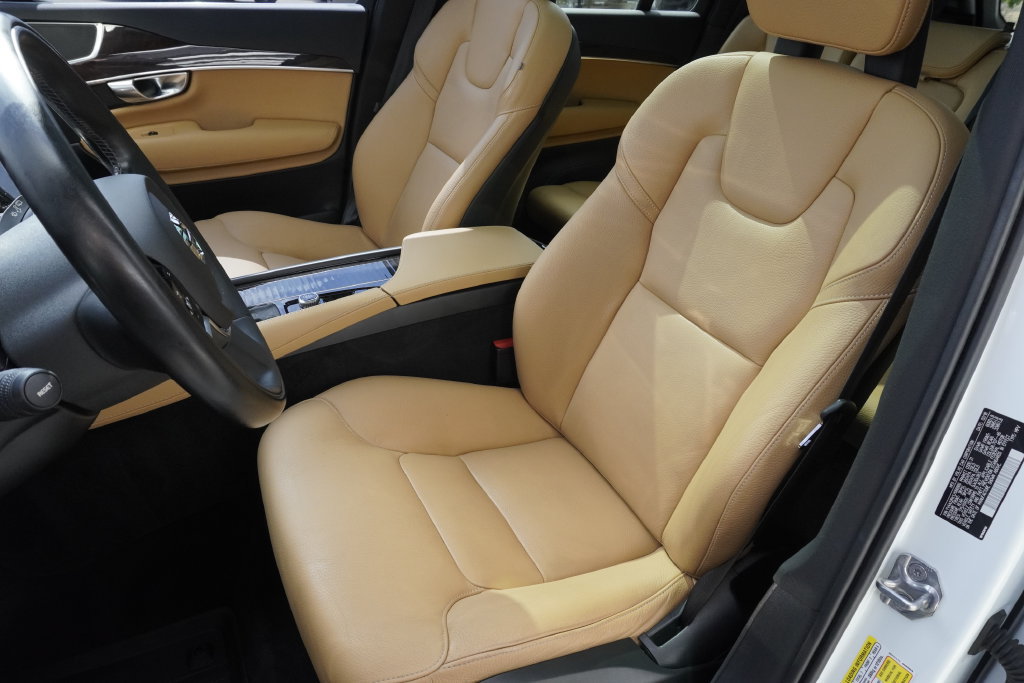 Used 2018 Volvo XC90 T6 Momentum w/ Convenience Package AWD/4WD image 20
