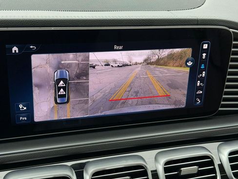 Used 2024 Mercedes-Benz GLE 450 4MATIC image 33