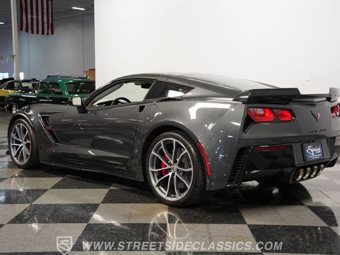 Used 2017 Chevrolet Corvette Grand Sport image 9