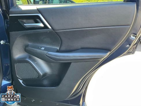 Used 2024 Mitsubishi Outlander SE image 61