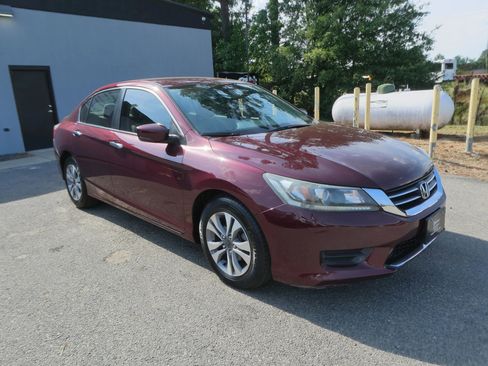 Used 2014 Honda Accord LX image 3