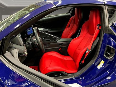 Used 2025 Chevrolet Corvette Stingray Coupe image 20