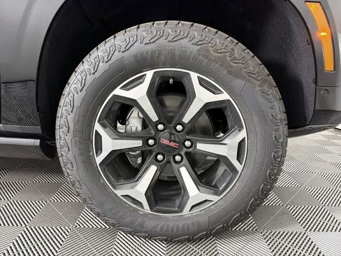 New 2026 GMC Yukon AT4 w/ AT4 Premium Plus Package image 17