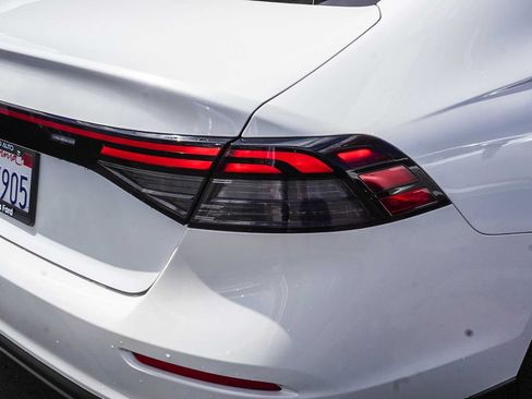 Used 2023 Honda Accord EX image 8