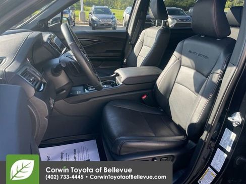 Used 2024 Honda Passport Black Edition image 15