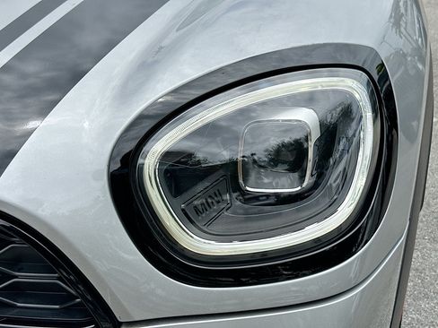 Certified 2024 MINI Cooper Countryman S w/ Premium Package FWD image 31