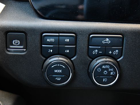 Used 2024 Chevrolet Silverado 1500 RST w/ Convenience Package II image 32