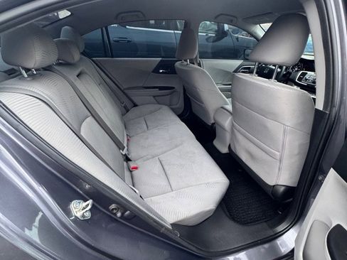 Used 2015 Honda Accord LX image 11