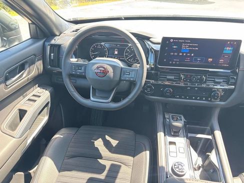 New 2026 Nissan Pathfinder Rock Creek AWD/4WD image 18