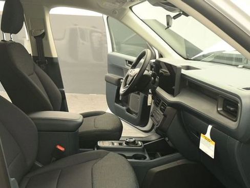 New 2026 Ford Maverick XL AWD/4WD image 13