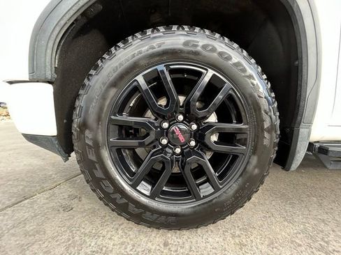 Used 2020 GMC Sierra 1500 Elevation w/ Elevation Value Package AWD/4WD image 34