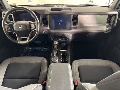 Used 2025 Ford Bronco Big Bend image 13