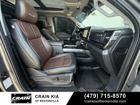 Used 2023 Ford F250 Lariat w/ Sport Appearance Package AWD/4WD image 32