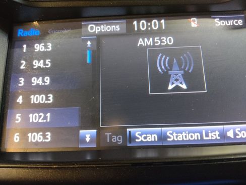 Used 2018 Toyota RAV4 XLE image 25