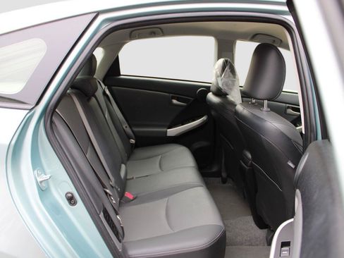 Used 2015 Toyota Prius Prime Advanced FWD image 23