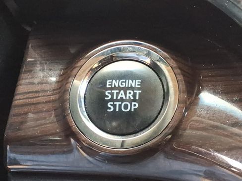 Used 2014 Toyota Avalon XLE Premium FWD image 24