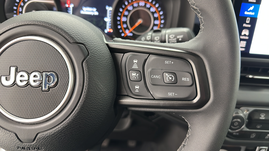 Used 2026 Jeep Wrangler Unlimited Rubicon AWD/4WD image 18