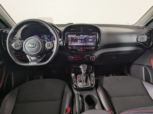 Used 2021 Kia Soul Turbo FWD image 14