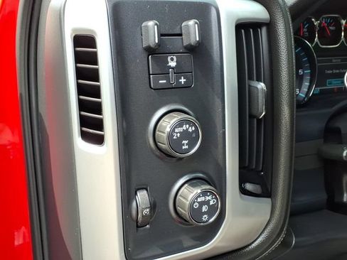 Used 2018 GMC Sierra 1500 SLE w/ SLE Value Package AWD/4WD image 20