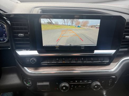 Used 2023 Chevrolet Silverado 1500 LT Trail Boss w/ LPO, Dark Essentials Package image 20