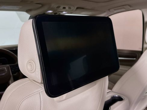 Used 2021 GMC Yukon Denali w/ Denali Ultimate Package image 33