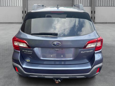 Used 2018 Subaru Outback 2.5i Limited AWD/4WD image 37