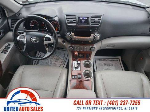 Used 2012 Toyota Highlander Limited image 14