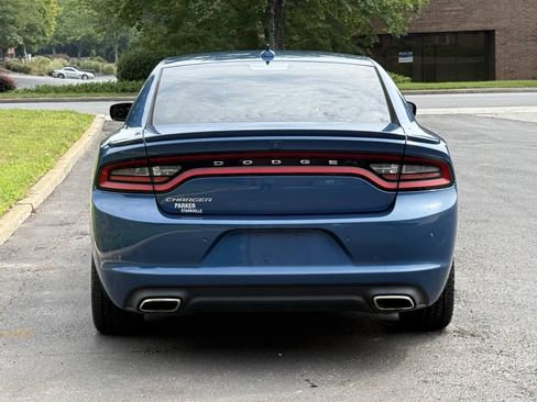 Used 2020 Dodge Charger SXT w/ Plus Group RWD image 5