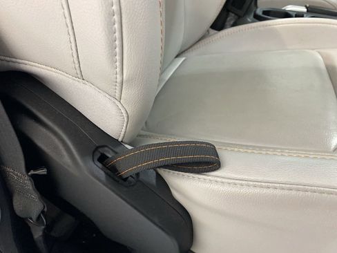 Certified 2021 Jeep Gladiator Mojave image 11