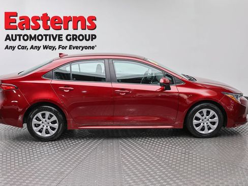 Used 2024 Toyota Corolla LE FWD image 4